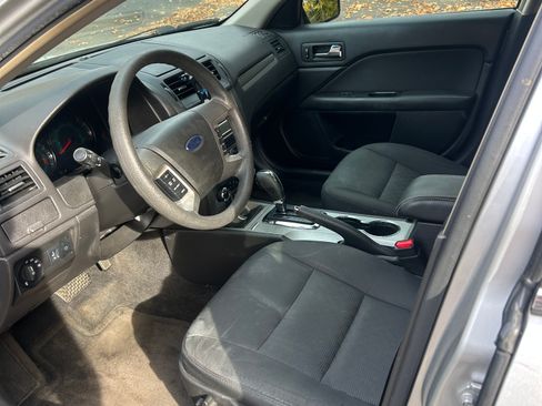 Used 2012 Ford Fusion SE image 8