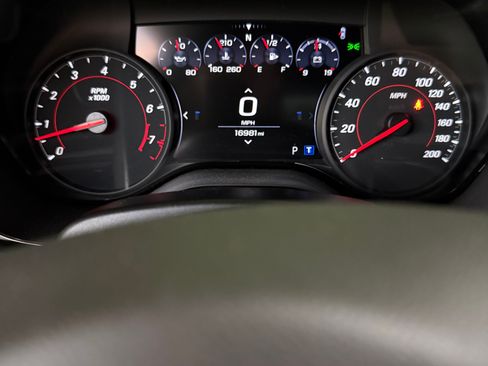 Used 2024 Chevrolet Camaro SS RWD image 18