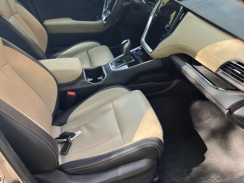 Used 2020 Subaru Outback Limited w/ Popular Package #2 AWD/4WD image 8