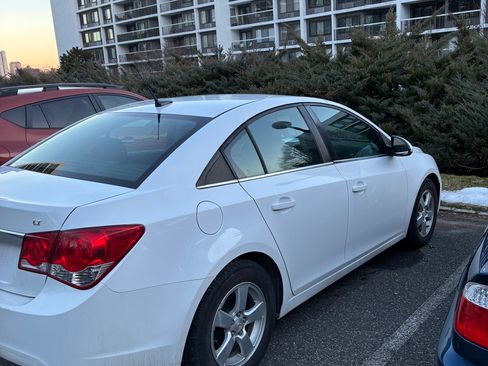 Used 2014 Chevrolet Cruze LT image 1