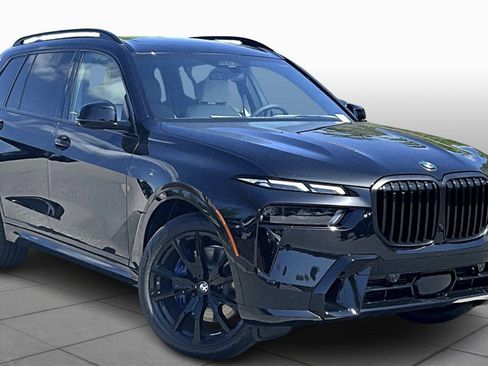 Used 2024 BMW X7 xDrive40i w/ Climate Comfort Package AWD/4WD image 2