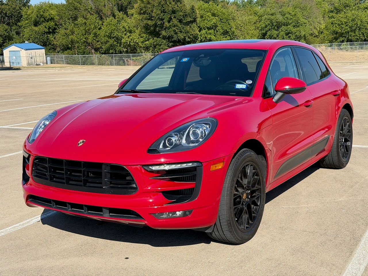 Used 2017 Porsche Macan GTS AWD/4WD image 2