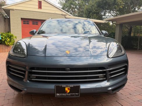 Used 2019 Porsche Cayenne S image 6