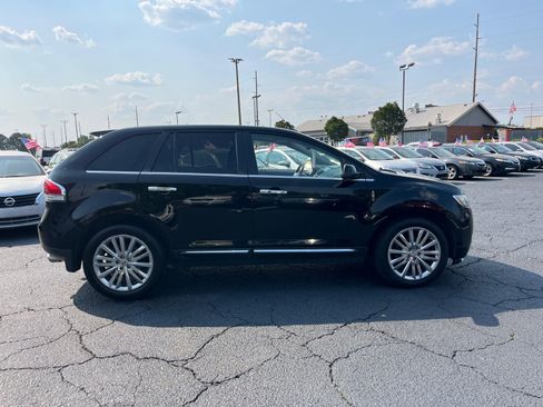Used 2011 Lincoln MKX AWD w/ 102A Rapid Spec Order Code image 6
