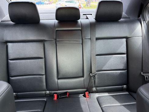 Used 2012 Mercedes-Benz E 350 Sedan image 28