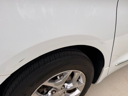 Used 2017 Chrysler Pacifica Limited w/ Advanced Safetytec Group image 31