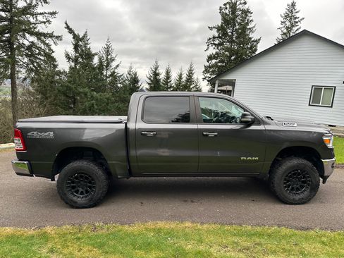 Used 2020 RAM 1500 Big Horn image 6