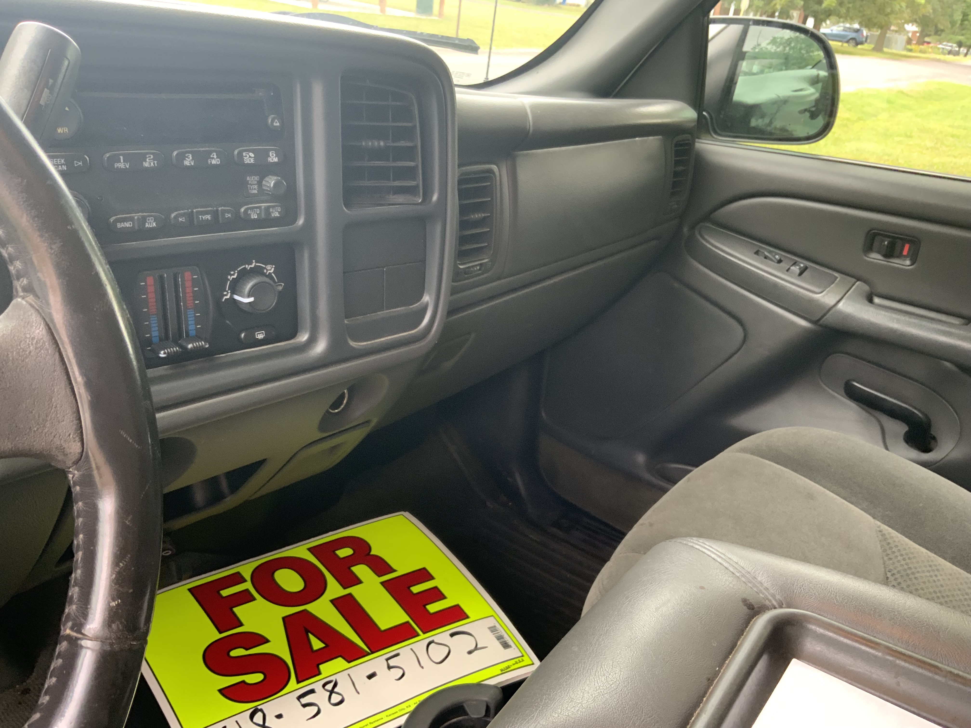 Used 2005 Chevrolet Silverado 2500 LS RWD image 1