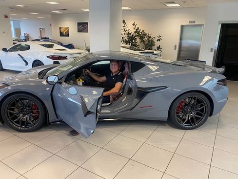 Used 2024 Chevrolet Corvette Z06 w/ LPO, Roadside Safety Package image 11