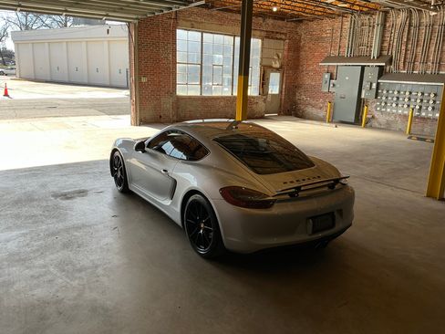 Used 2014 Porsche Cayman S image 23