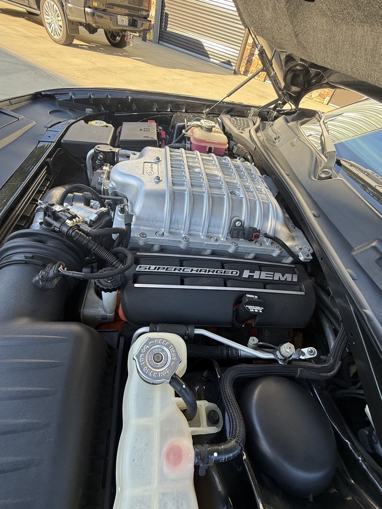Used 2016 Dodge Challenger SRT Hellcat RWD image 8