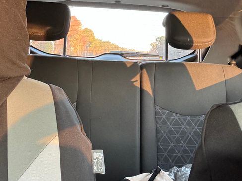 Used 2021 Chevrolet Spark LT image 22