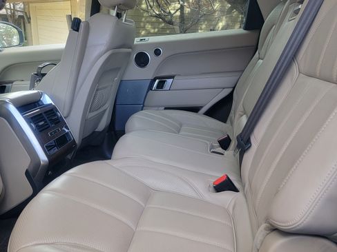 Used 2015 Land Rover Range Rover Sport Supercharged image 17