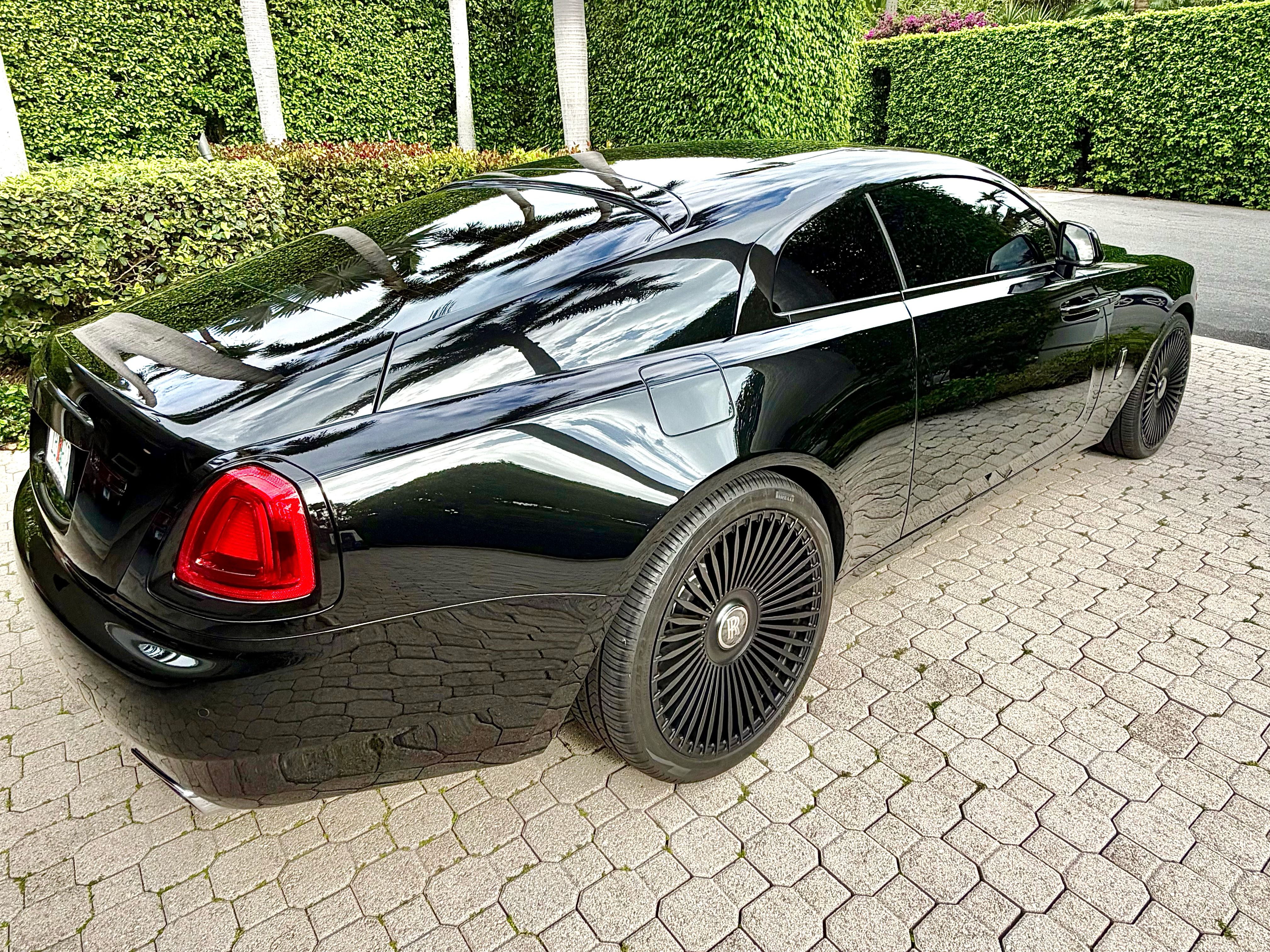 Used 2018 Rolls-Royce Wraith RWD image 6