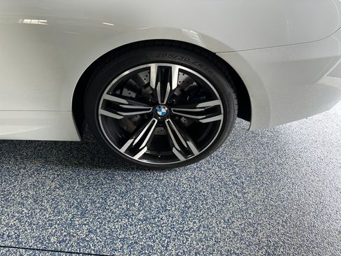 Used 2018 BMW M6 Convertible image 10