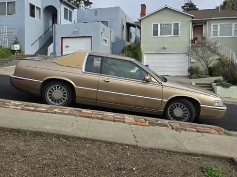 Used 1998 Cadillac Eldorado FWD image 5