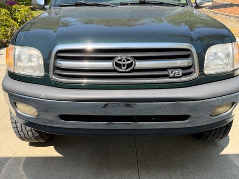 Used 2000 Toyota Tundra SR5 image 2