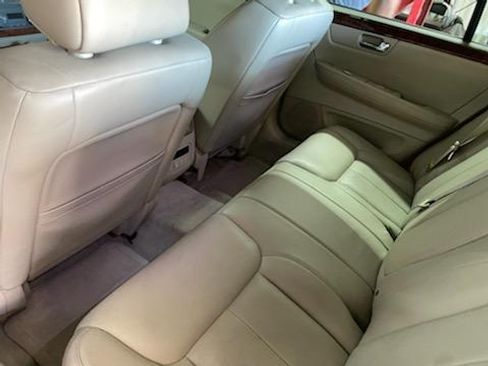 Used 2006 Cadillac DTS image 14