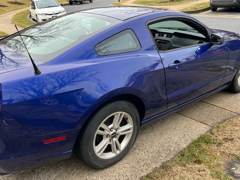 Used 2014 Ford Mustang V6 Coupe 2D image 8