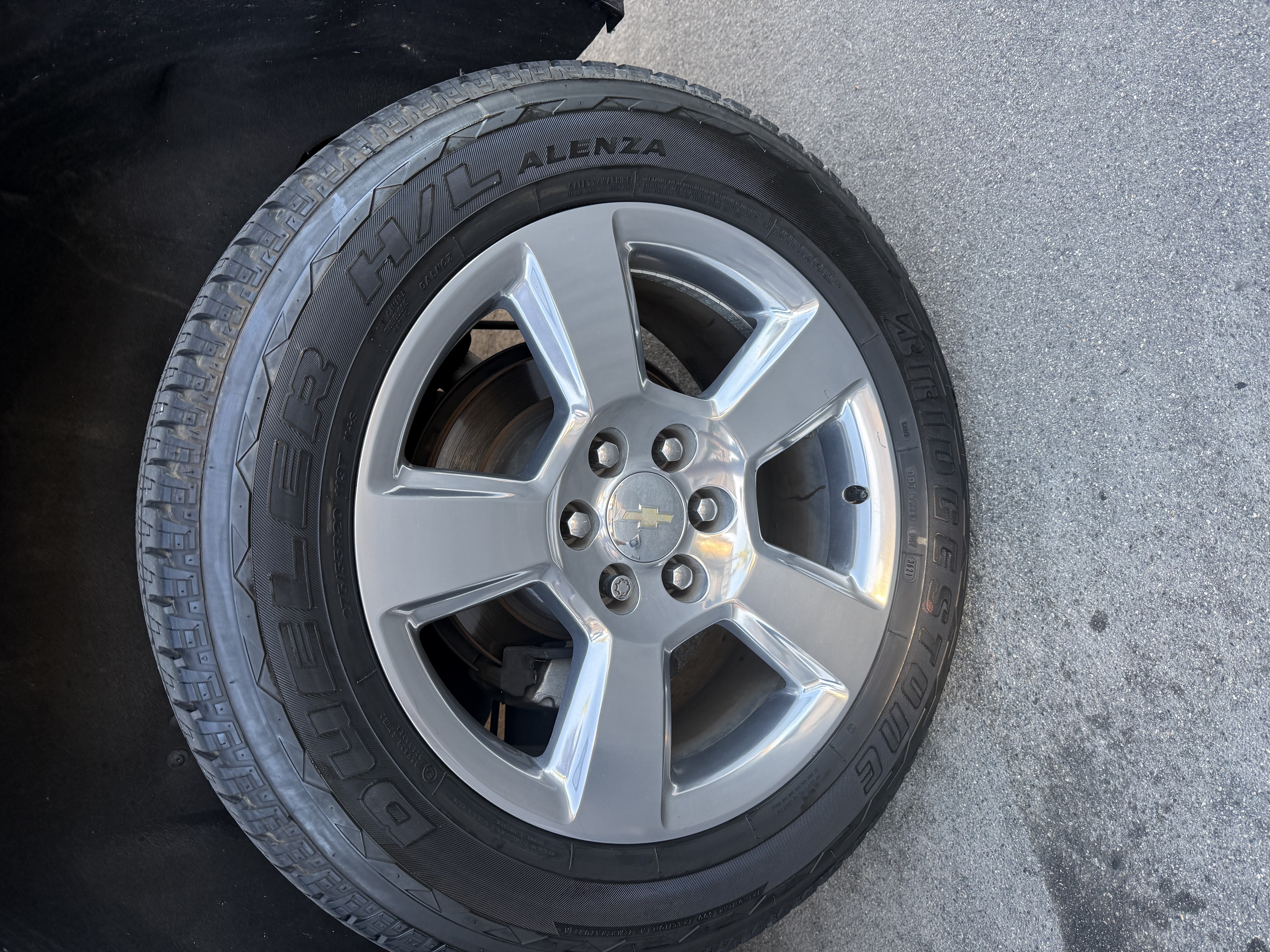 Used 2017 Chevrolet Tahoe LT w/ Luxury Package RWD image 18