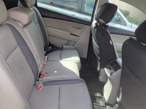 Used 2011 MAZDA CX-9 Touring image 9
