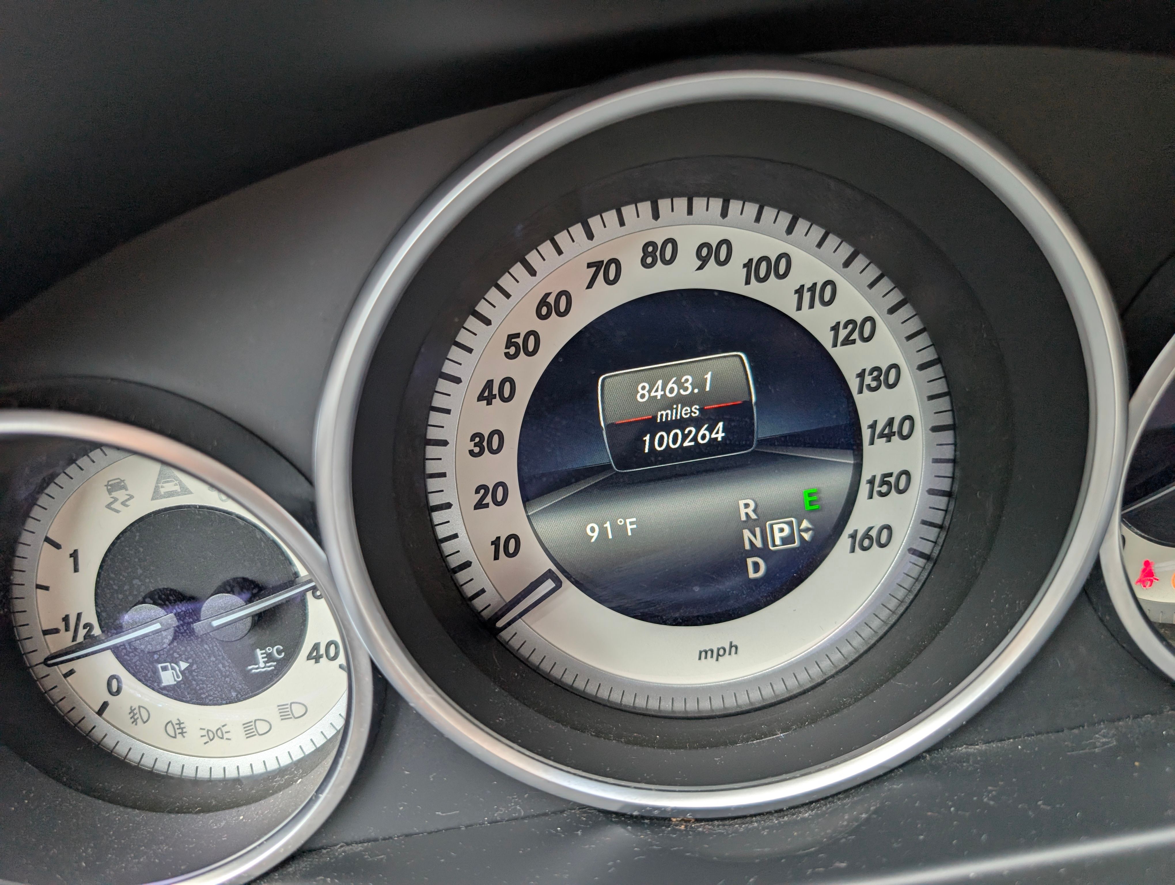 Used 2014 Mercedes-Benz E 350 4MATIC Sedan image 6