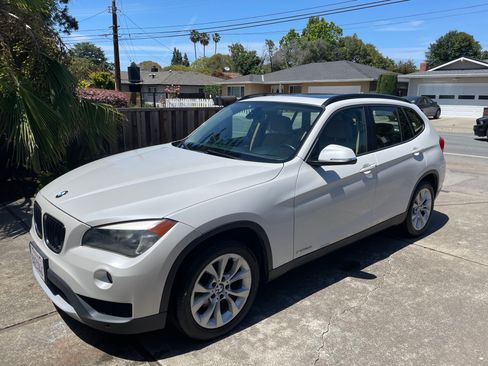 Used 2014 BMW X1 xDrive28i AWD/4WD image 1