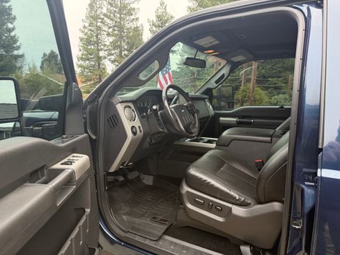 Used 2016 Ford F250 Lariat w/ Lariat Ultimate Package image 16