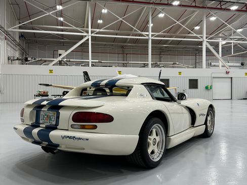 Used 1996 Dodge Viper RT/10 RWD image 9