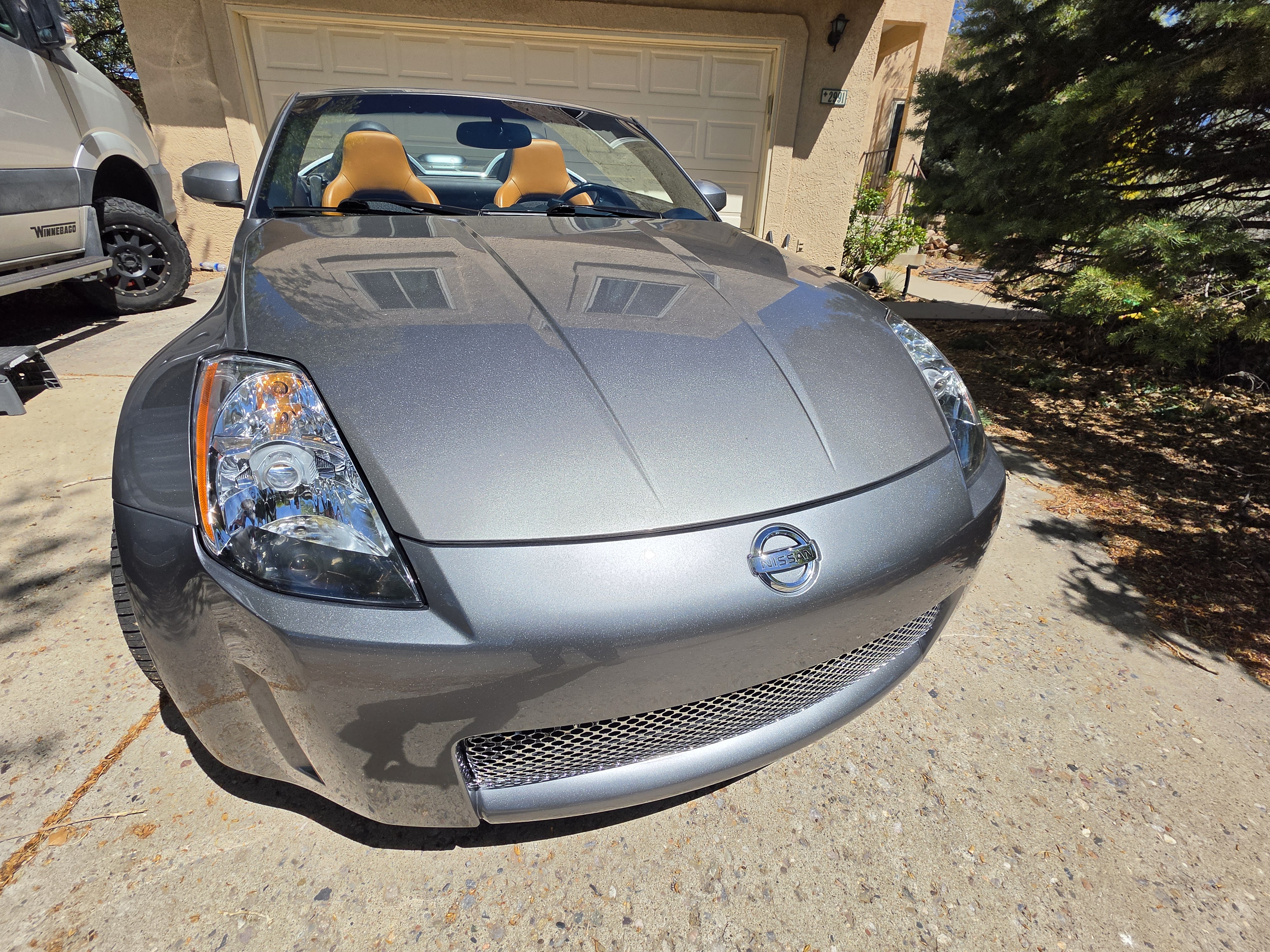 Used 2004 Nissan 350Z Touring RWD image 3
