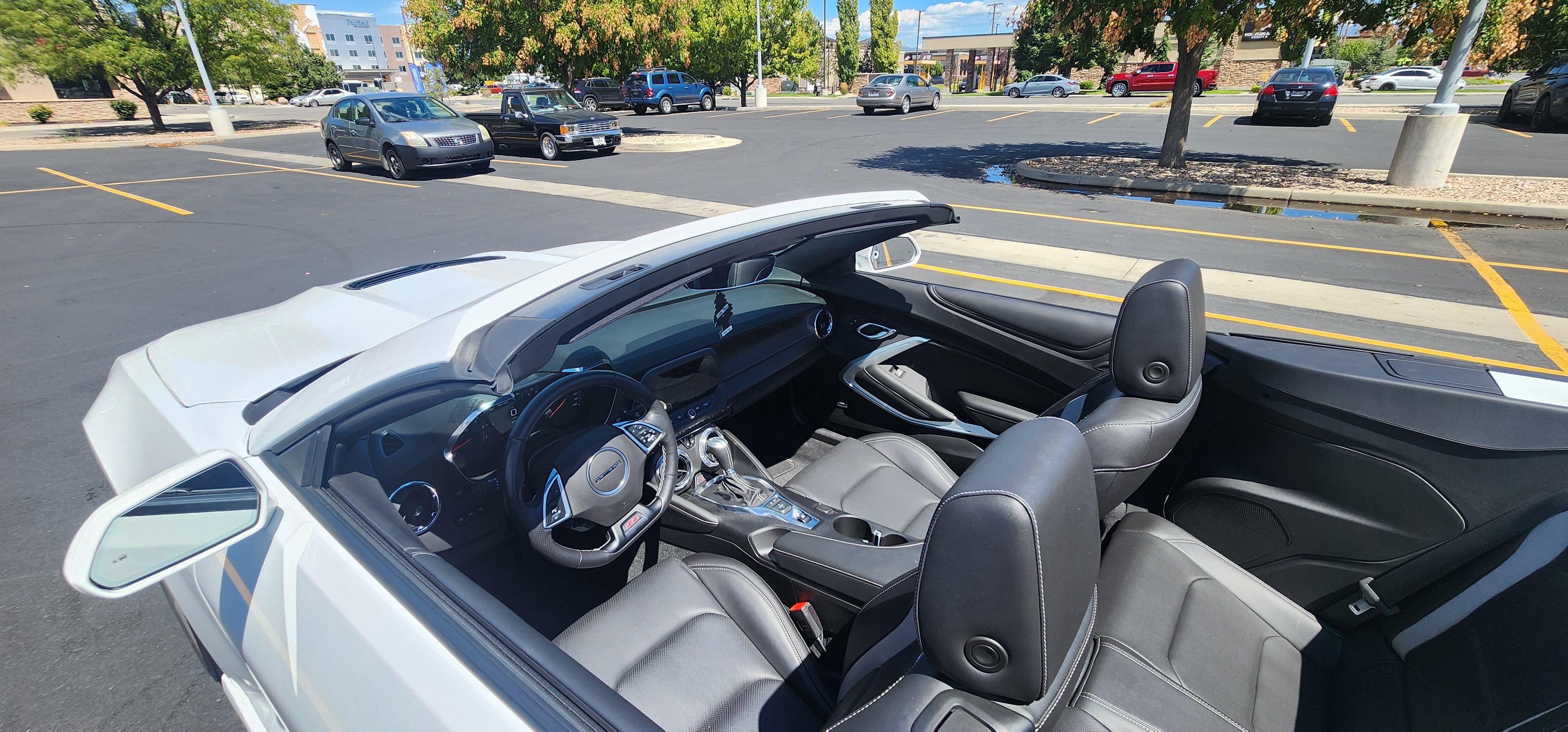 Used 2020 Chevrolet Camaro SS w/ LPO, Ground Effects Package RWD image 12