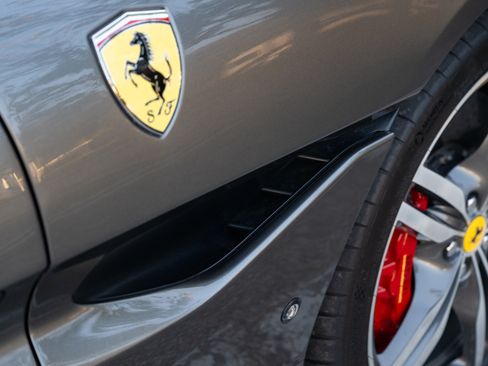 Used 2020 Ferrari Portofino Convertible 2D image 29