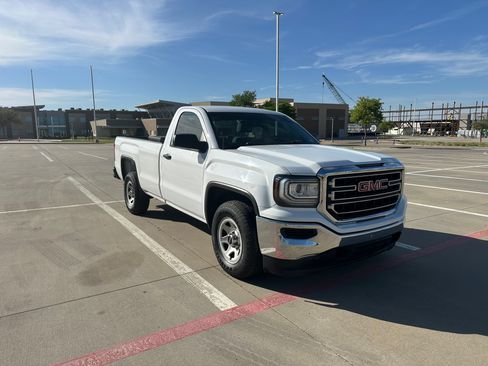 Used 2017 GMC Sierra 1500 2WD Regular Cab image 1