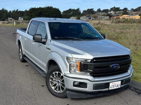 Used 2018 Ford F150 XLT w/ Equipment Group 302A Luxury image 4