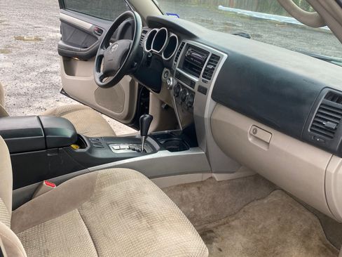 Used 2004 Toyota 4Runner Sport image 10