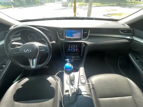 Used 2019 INFINITI QX50 Luxe w/ Navigation Package AWD/4WD image 15
