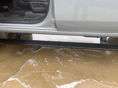 Used 2024 GMC Sierra 2500 AT4 w/ AT4 Premium Plus Package image 15