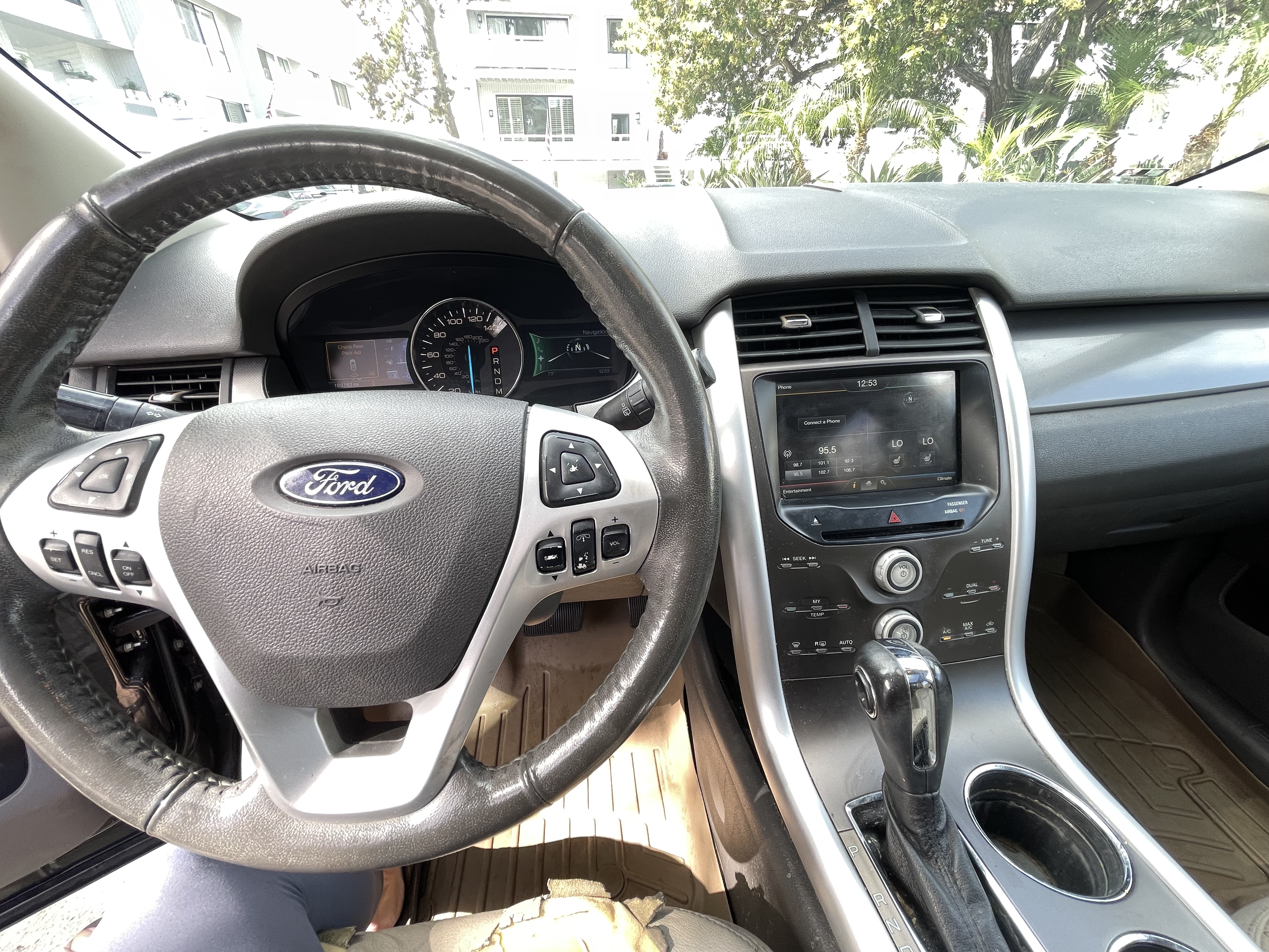Used 2011 Ford Edge SEL w/ 202A Rapid Spec Order Code FWD image 9