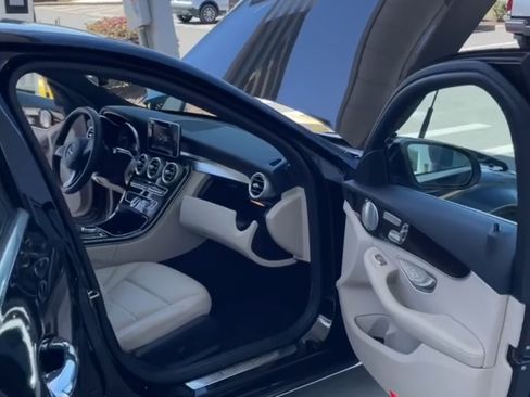 Used 2018 Mercedes-Benz C 300 C 300 4MATIC Sedan 4D image 5