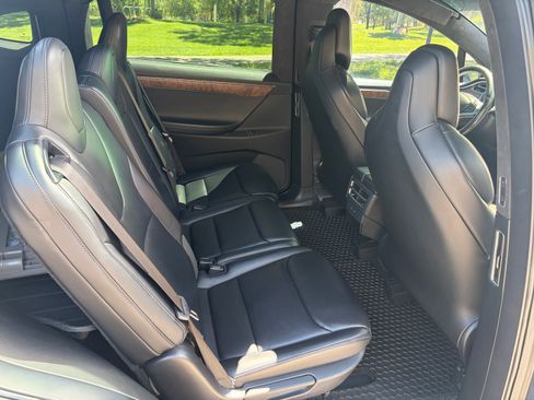 Used 2017 Tesla Model X 100D AWD/4WD image 8