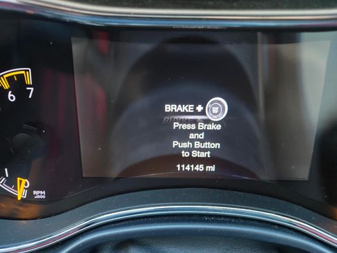 Used 2017 Jeep Grand Cherokee Summit image 12