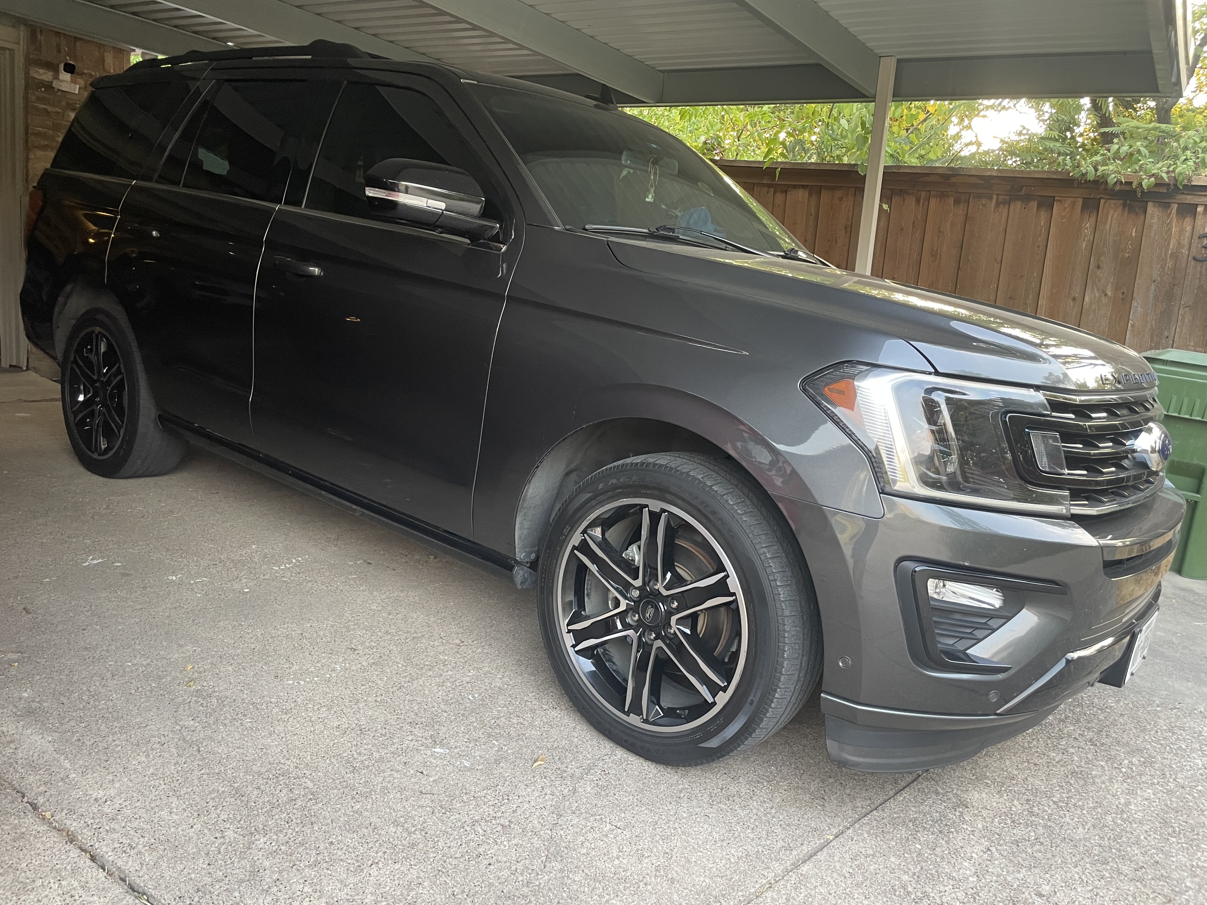 Used 2020 Ford Expedition Limited w/ Equipment Group 303A RWD image 8