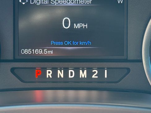 Used 2017 Ford F250 XLT image 9