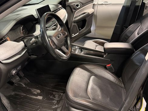 Used 2022 Jeep Compass Latitude w/ Sun and Sound Group image 8