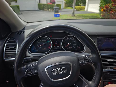 Used 2015 Audi Q7 3.0T Premium Plus w/ Premium Plus Package image 2