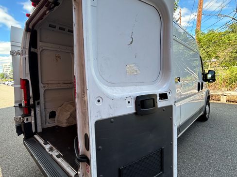 Used 2018 RAM ProMaster 1500 w/ Interior Convenience Group image 6
