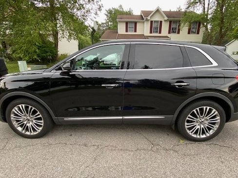 Used 2016 Lincoln MKX Reserve w/ Climate Package AWD/4WD image 10