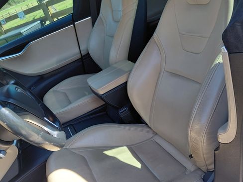 Used 2016 Tesla Model S 90D image 20