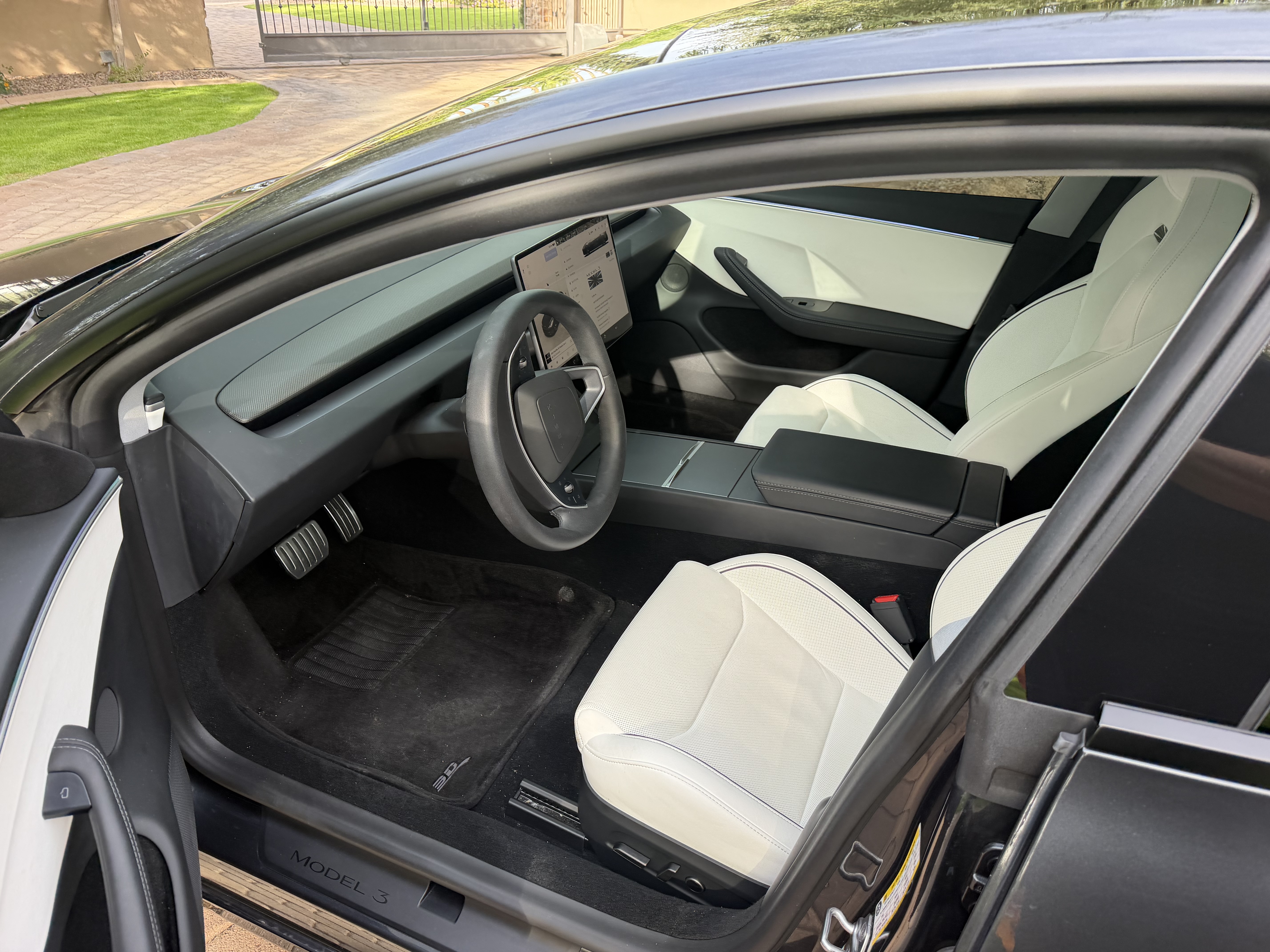 Used 2025 Tesla Model 3 Performance AWD/4WD image 13