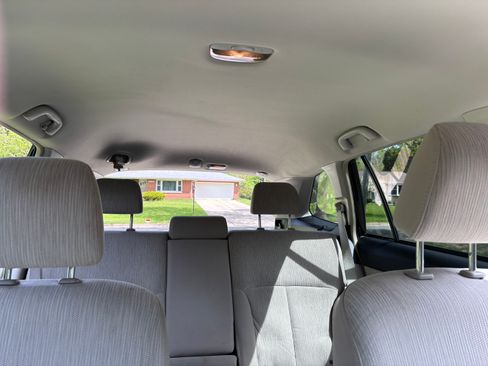 Used 2013 Subaru Outback 2.5i Premium w/ All-Weather Pkg AWD/4WD image 27
